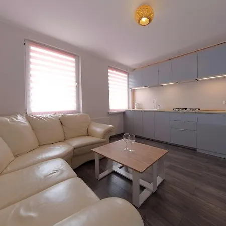 Cb, 200m Od Morza, 400m Od Monte Cassino, Sinus Sopot